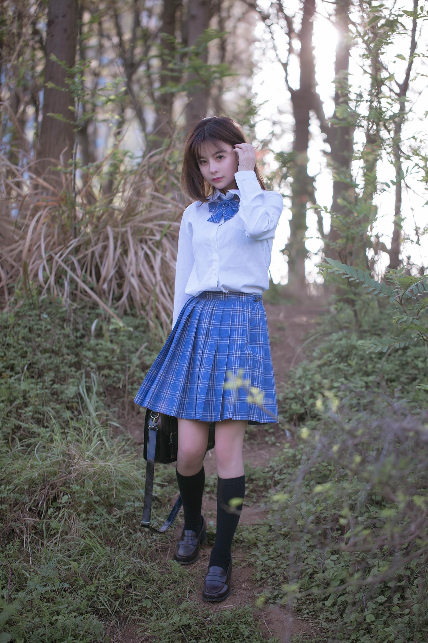 图片[17]-[YITUYU艺图语] 2022.02.23 JK写真集 青山情山 [35P] – 速更版-美库