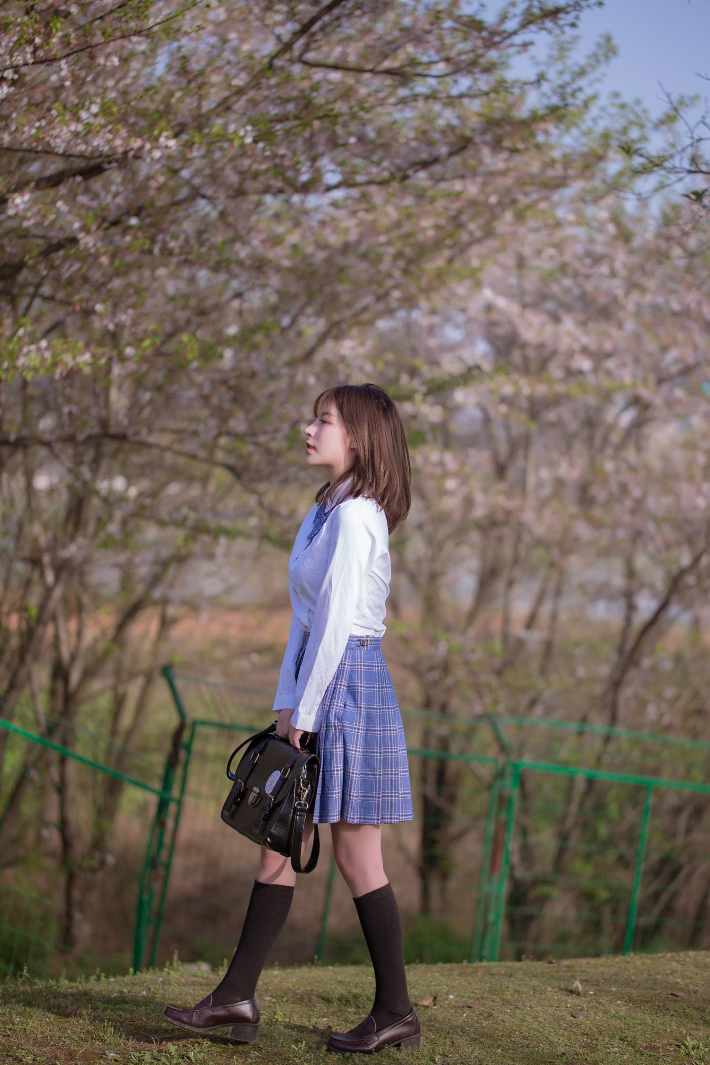 图片[19]-[YITUYU艺图语] 2022.02.23 JK写真集 青山情山 [35P] – 速更版-美库