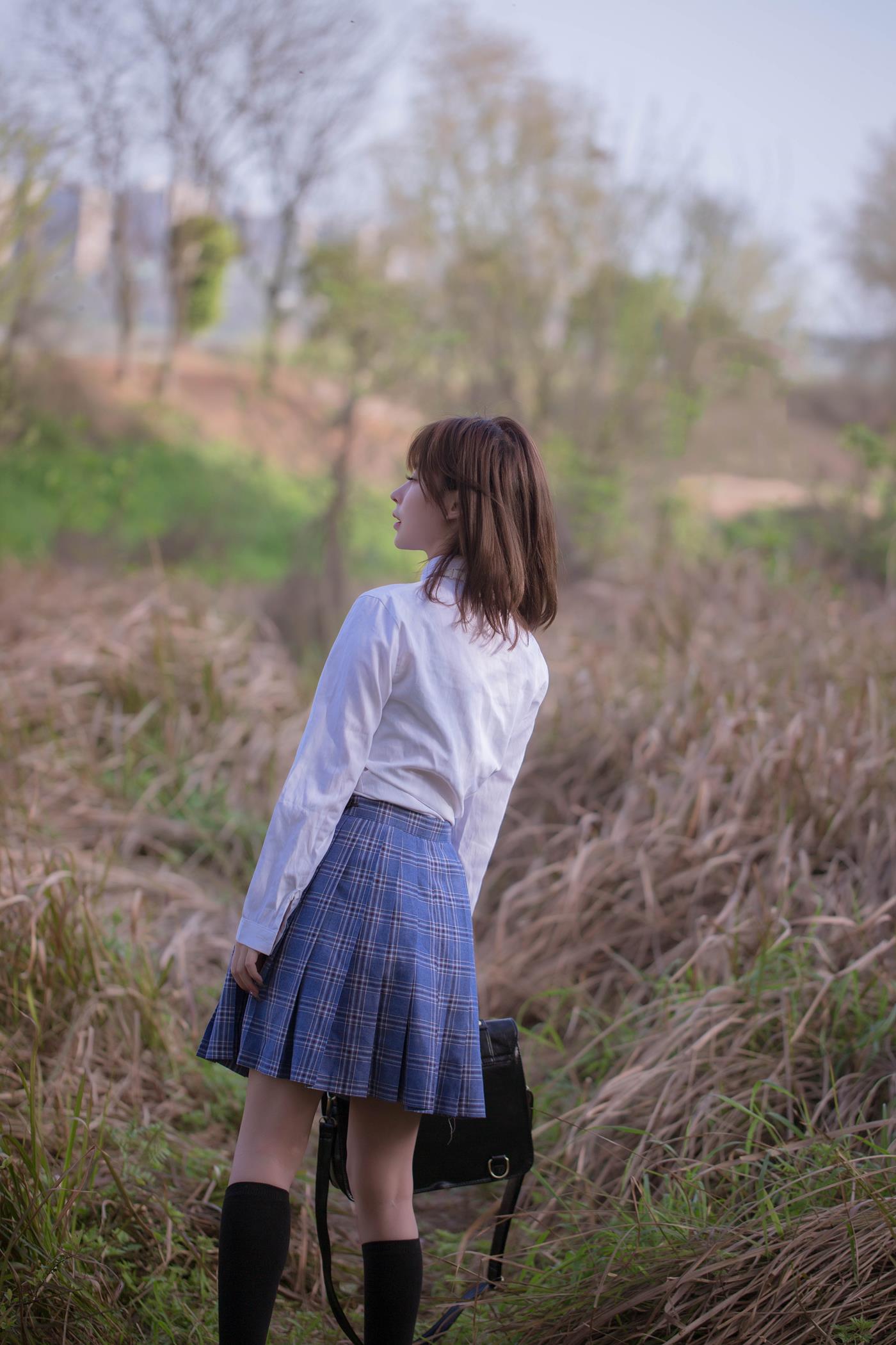 图片[28]-[YITUYU艺图语] 2022.02.23 JK写真集 青山情山 [35P] – 速更版-美库