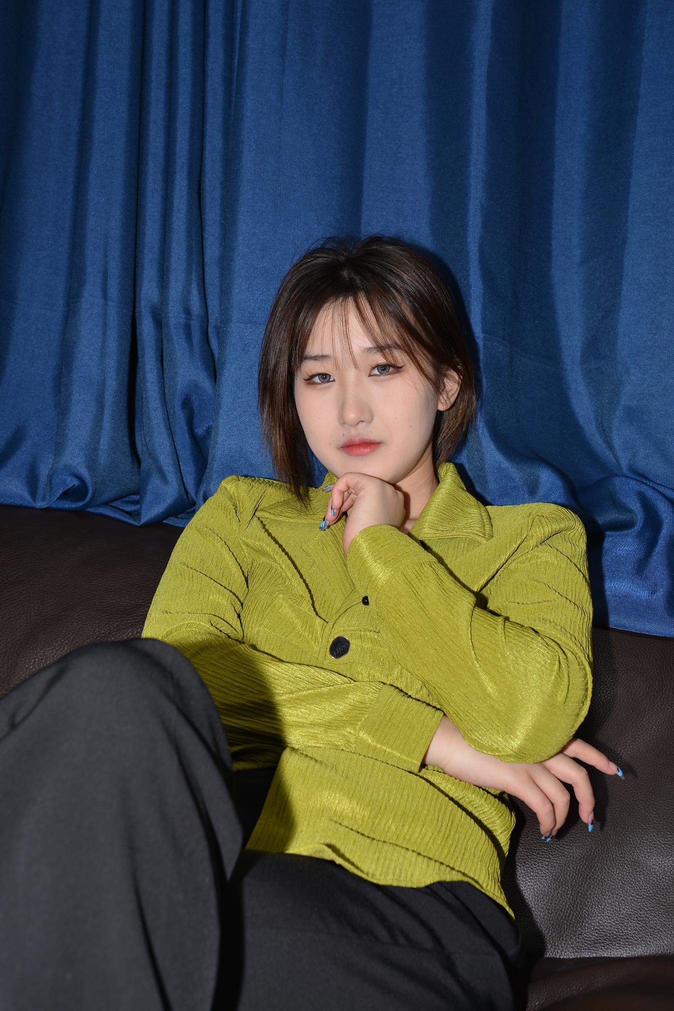 图片[12]-[Sexy Asian Girls Feet] No.002 QIQI的姓感的40码裸足大脚丫 [338P] – 速更版-美库