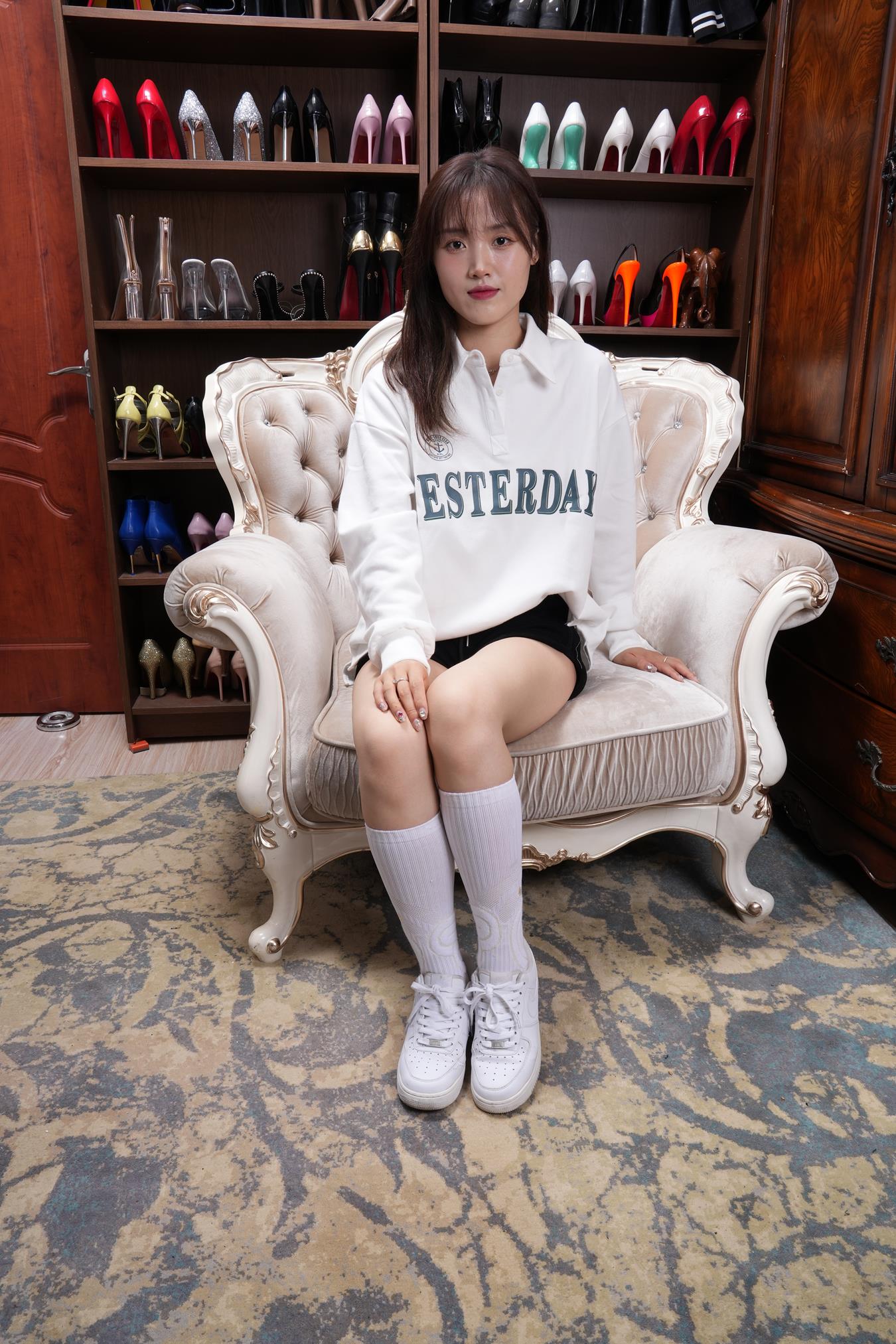 图片[25]-[Sexy Asian Girls Feet] No.001 Feixue展示她的姓感的肥脚丫 [165P] – 速更版-美库