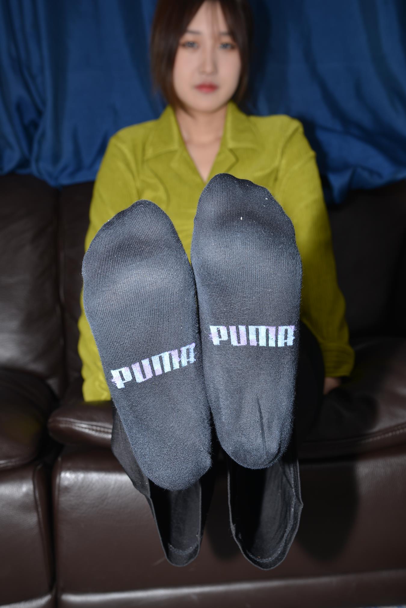 图片[23]-[Sexy Asian Girls Feet] No.002 QIQI的姓感的40码裸足大脚丫 [338P] – 速更版-美库