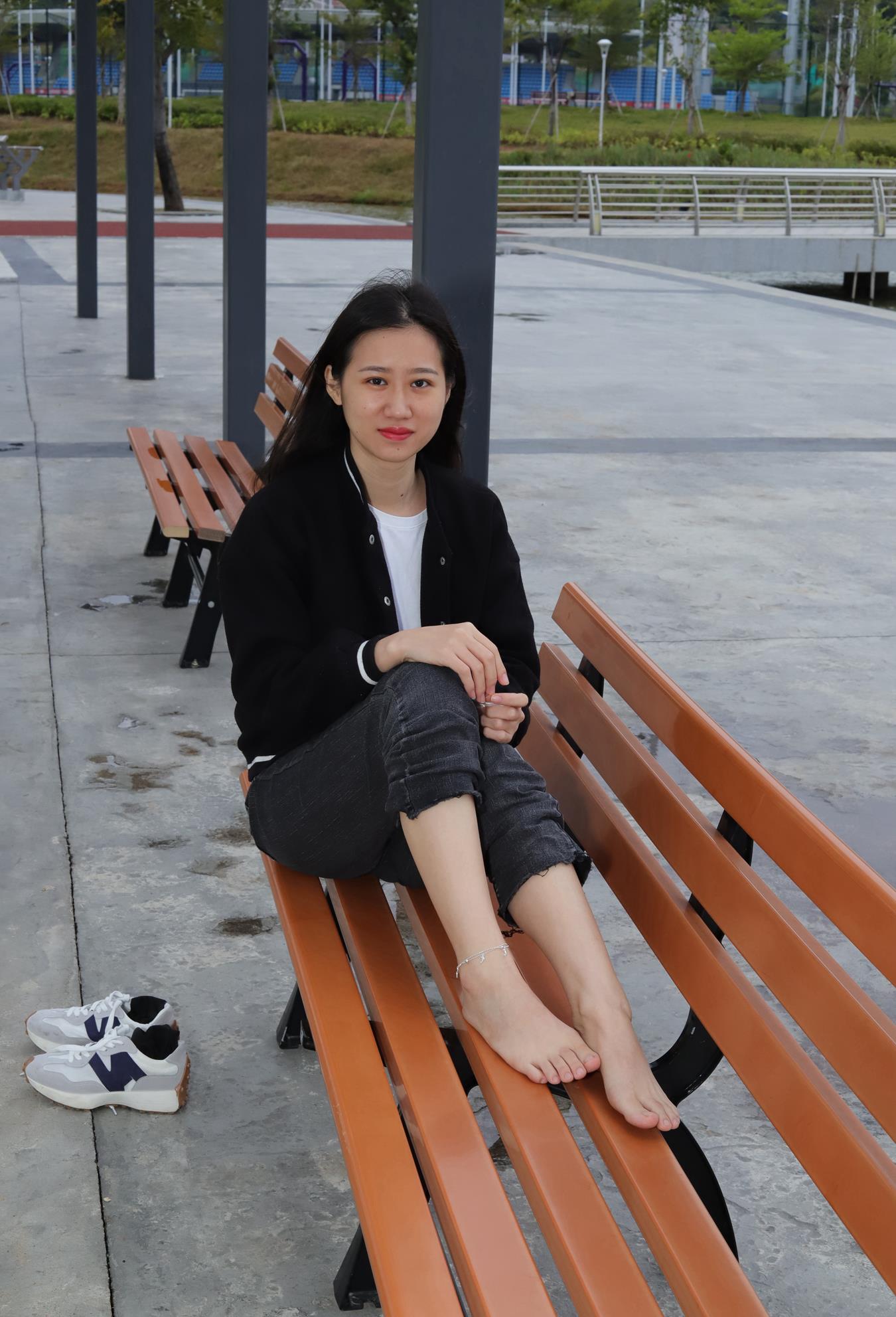 图片[28]-[Pary学生模拍] No.011 极品女神小芳首发长椅大方展示极品美jiao [113P] – 速更版-美库