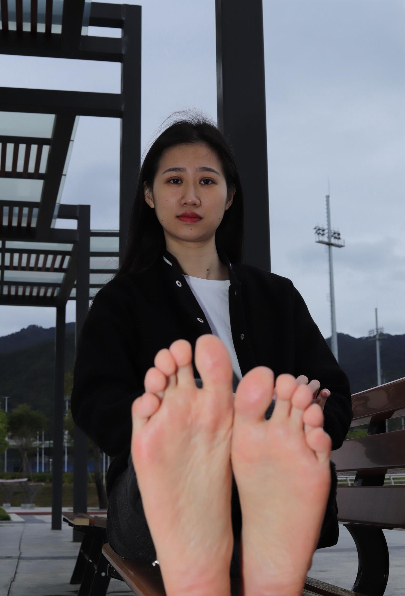 图片[53]-[Pary学生模拍] No.011 极品女神小芳首发长椅大方展示极品美jiao [113P] – 速更版-美库