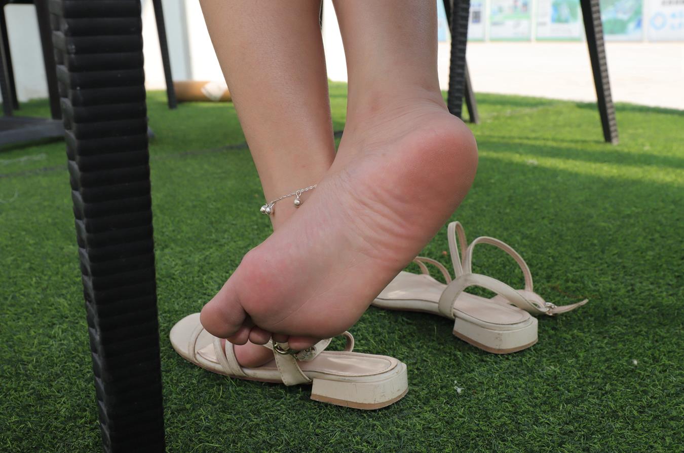 图片[107]-[Pary学生模拍] No.012 小燕的美jiao+凉鞋美jiao [129P] – 速更版-美库