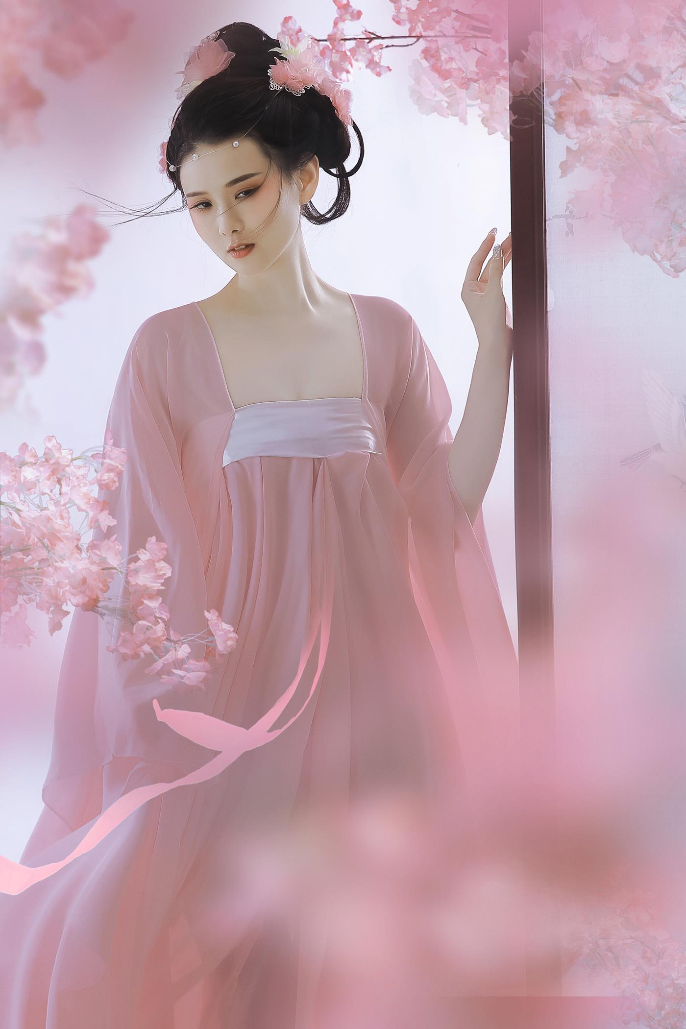 图片[18]-[YITUYU艺图语] 2022.02.24 花自落 欣宝 [22P] – 速更版-美库