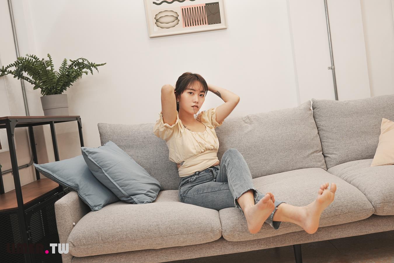 图片[19]-Limerence原创 NO.030 素人Una 氣質高中生の嫩足[174P] – 速更版-美库