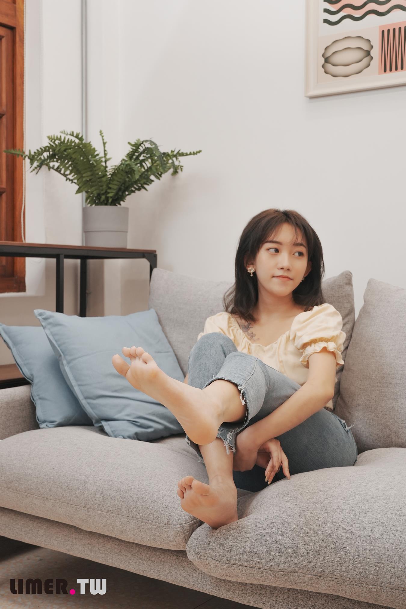 图片[36]-Limerence原创 NO.030 素人Una 氣質高中生の嫩足[174P] – 速更版-美库