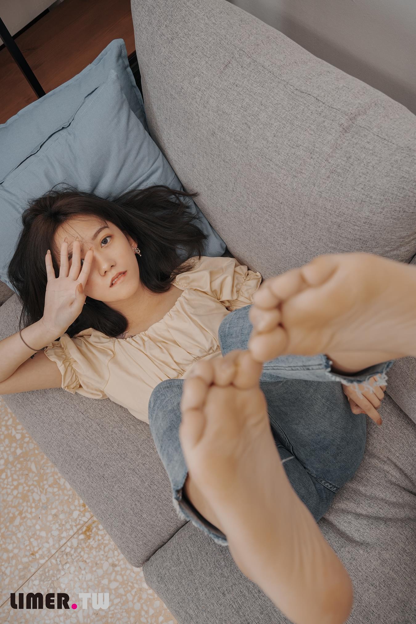 图片[87]-Limerence原创 NO.030 素人Una 氣質高中生の嫩足[174P] – 速更版-美库