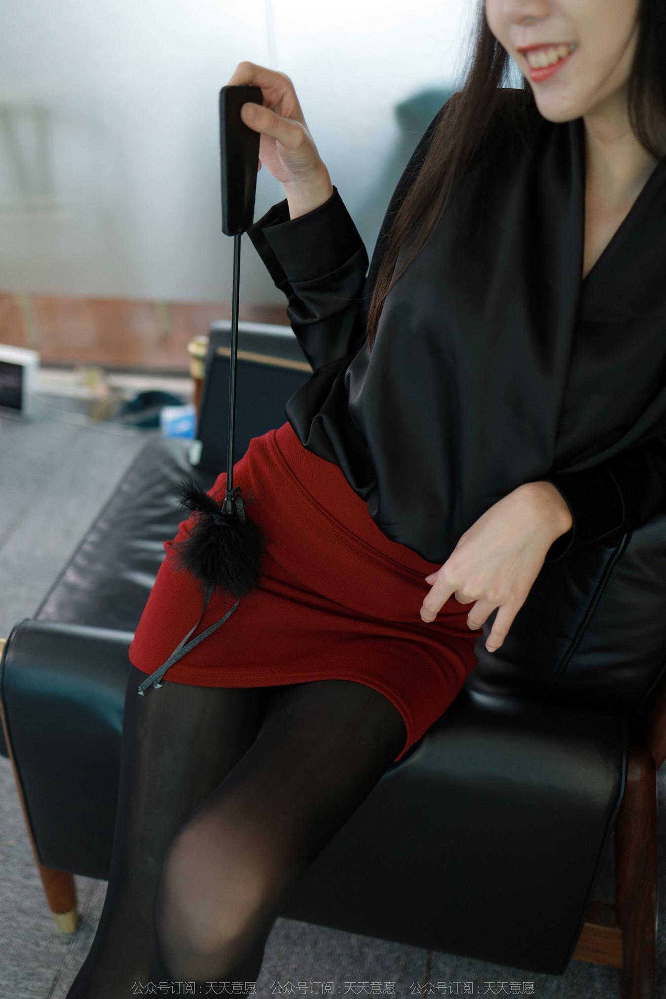 图片[15]-[IESS异思趣向] 2022.07.23 丝享家1156：团团《长腿红与黑》[86P] – 速更版-美库