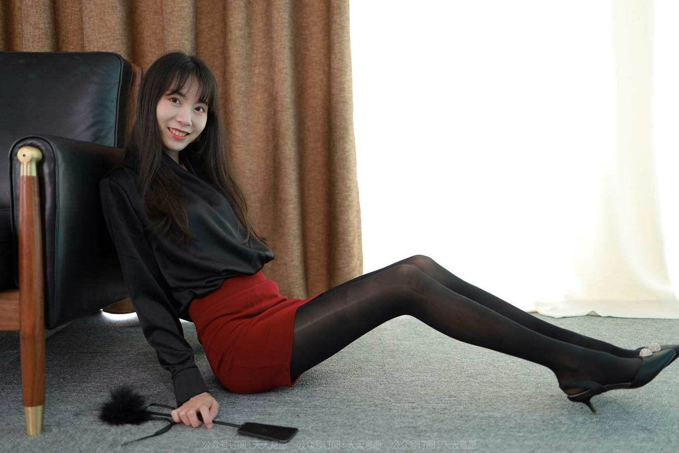 图片[22]-[IESS异思趣向] 2022.07.23 丝享家1156：团团《长腿红与黑》[86P] – 速更版-美库
