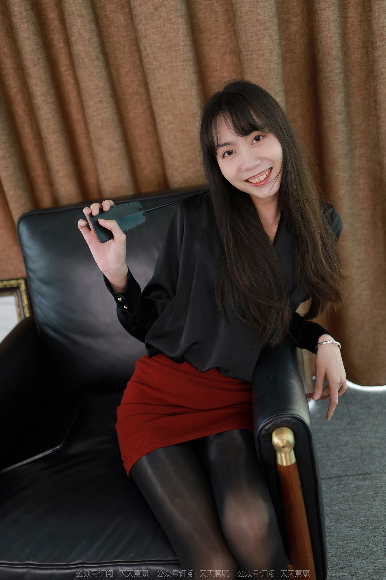 图片[76]-[IESS异思趣向] 2022.07.23 丝享家1156：团团《长腿红与黑》[86P] – 速更版-美库