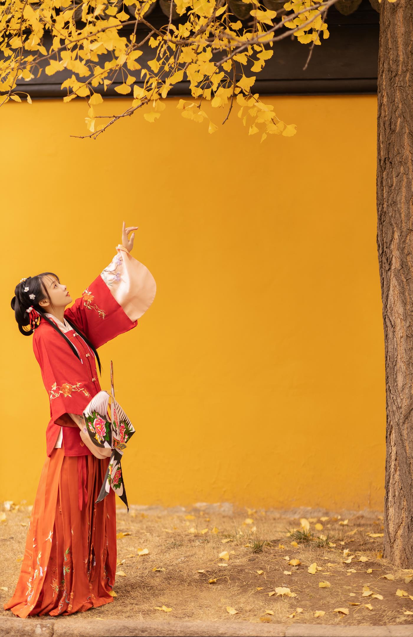 图片[13]-[YITUYU艺图语] 2022.02.24 秋下虞 花骨骨Kitty [25P] – 速更版-美库