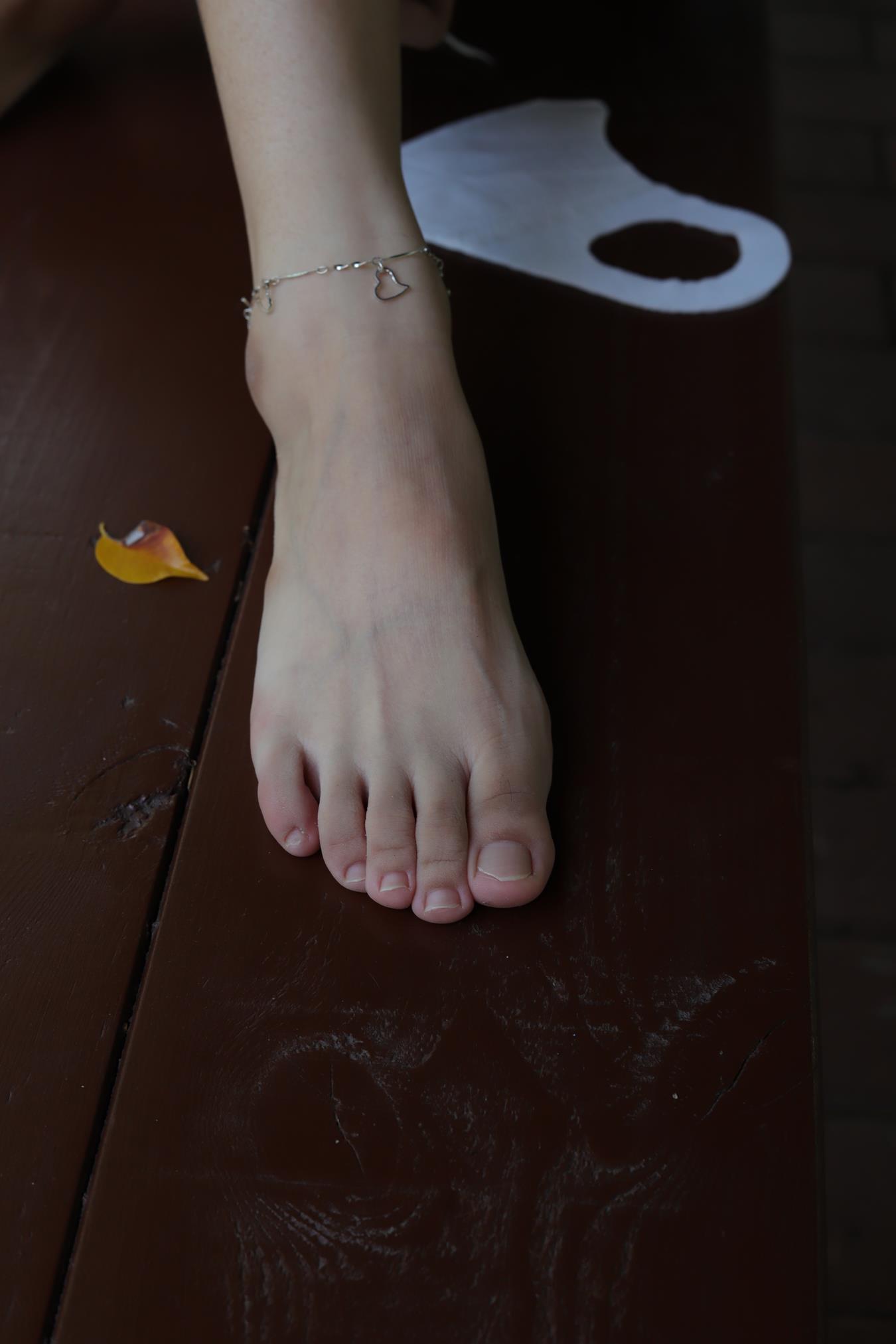 图片[14]-Pary摄影 No.029 小然同学的36码可爱小脚[91P] – 速更版-美库