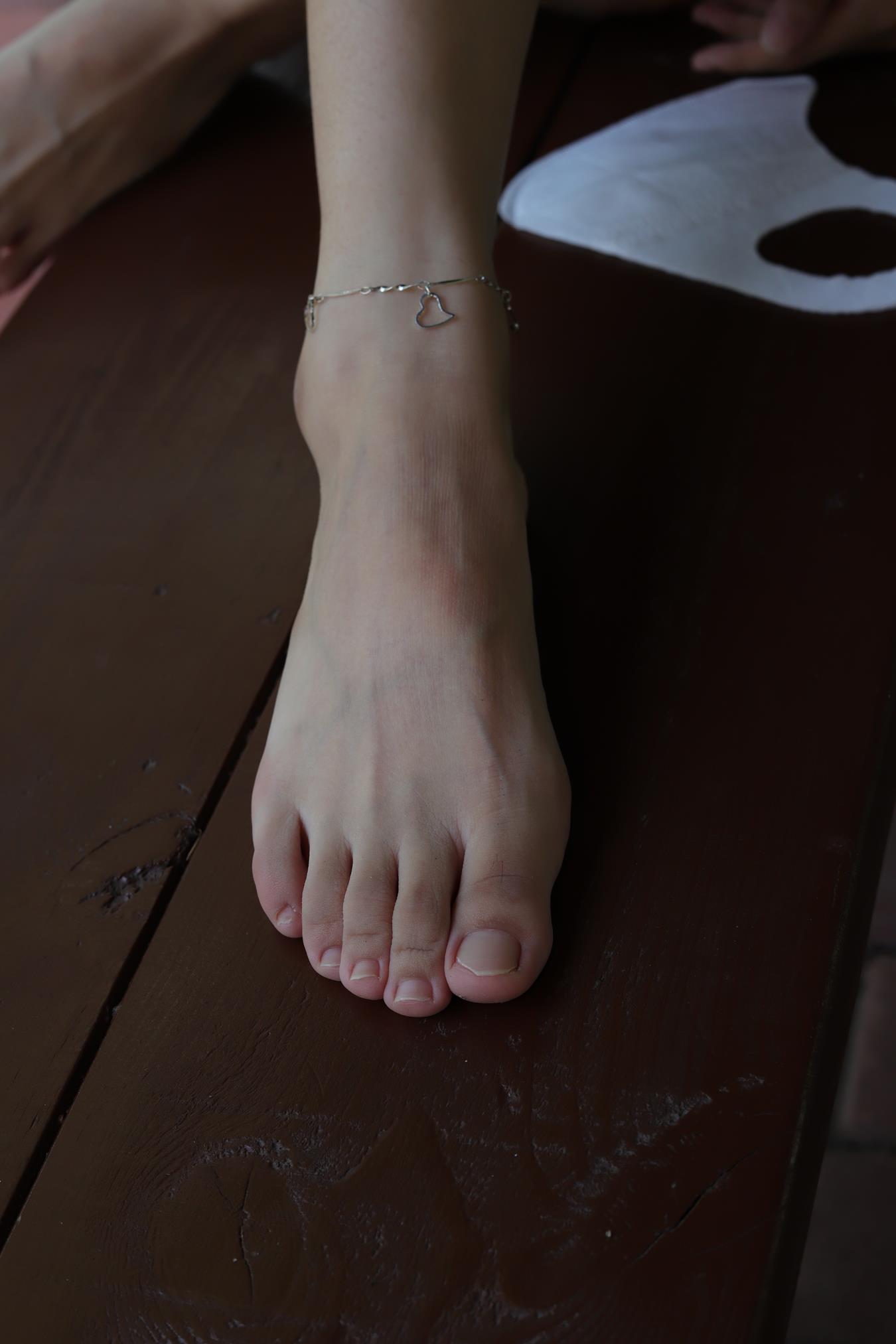 图片[15]-Pary摄影 No.029 小然同学的36码可爱小脚[91P] – 速更版-美库