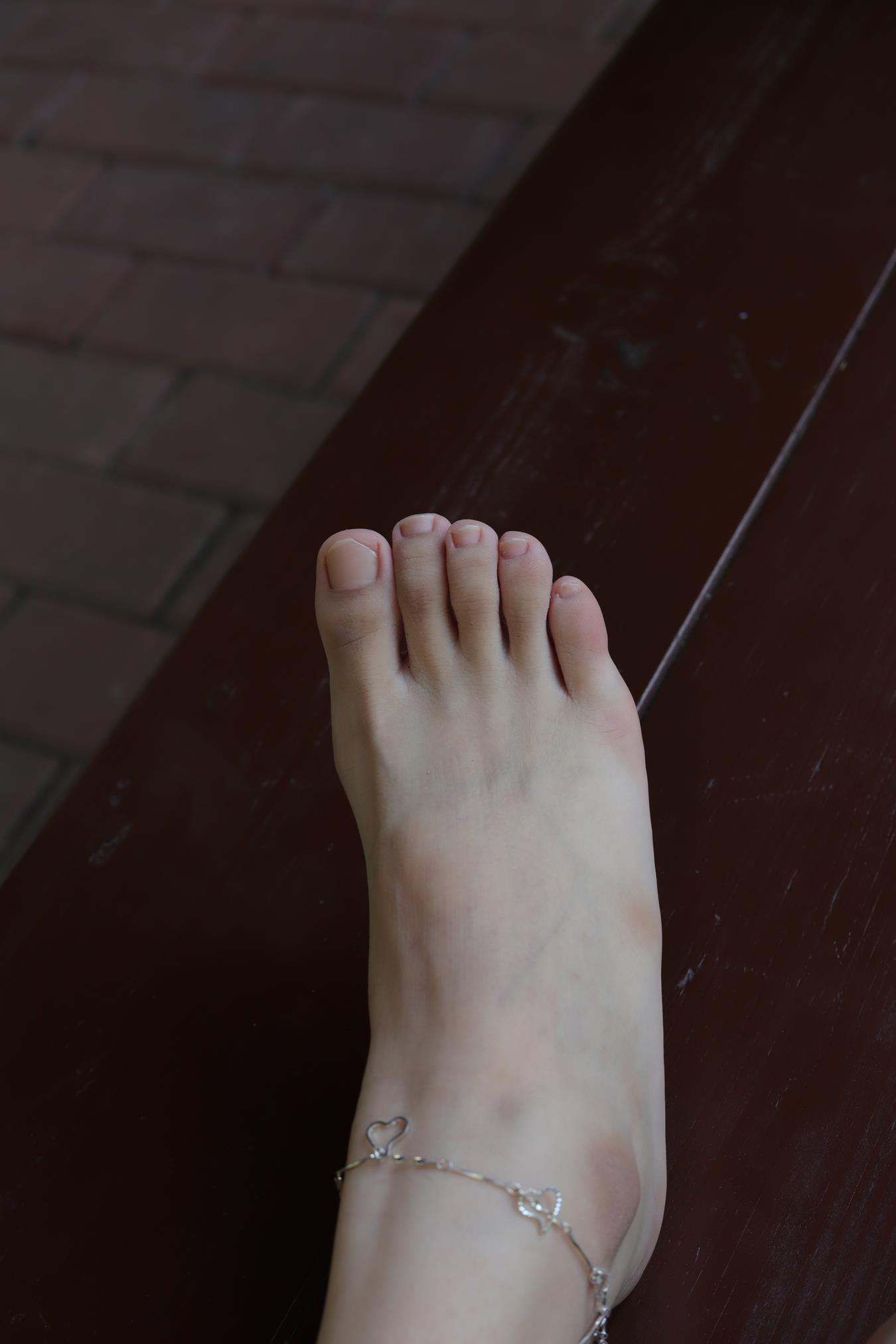 图片[32]-Pary摄影 No.029 小然同学的36码可爱小脚[91P] – 速更版-美库