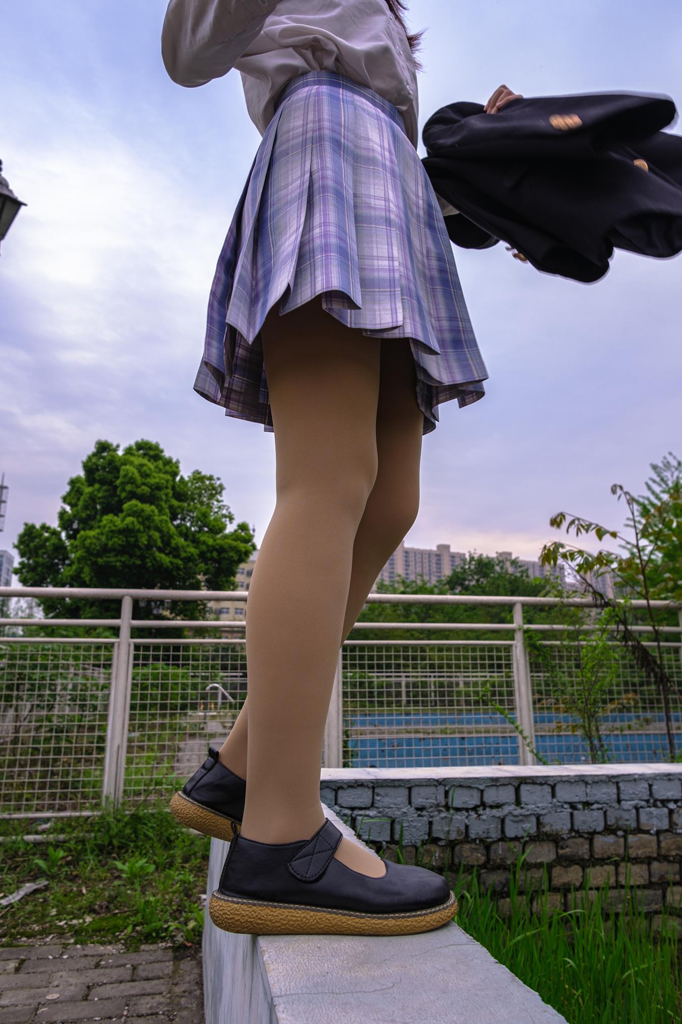 图片[35]-森萝财团 月下-01 [41P] – 速更版-美库