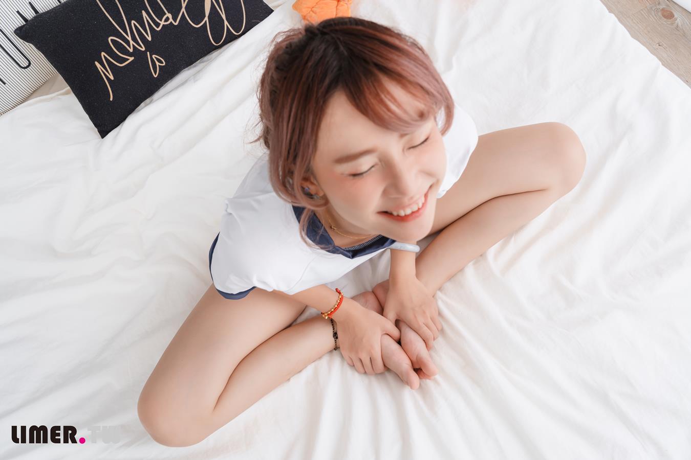 图片[49]-Limerence原创 NO.032 水密桃味女孩小艾啾啾体育服热身大秀裸足[130P] – 速更版-美库