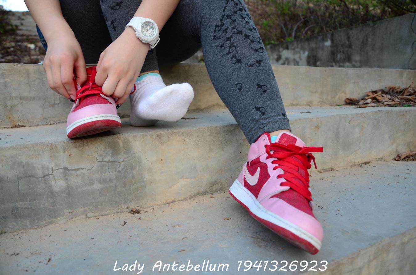 图片[24]-[战前女神] 美腿美足精品摄影套图 095 [95P] – 速更版-美库