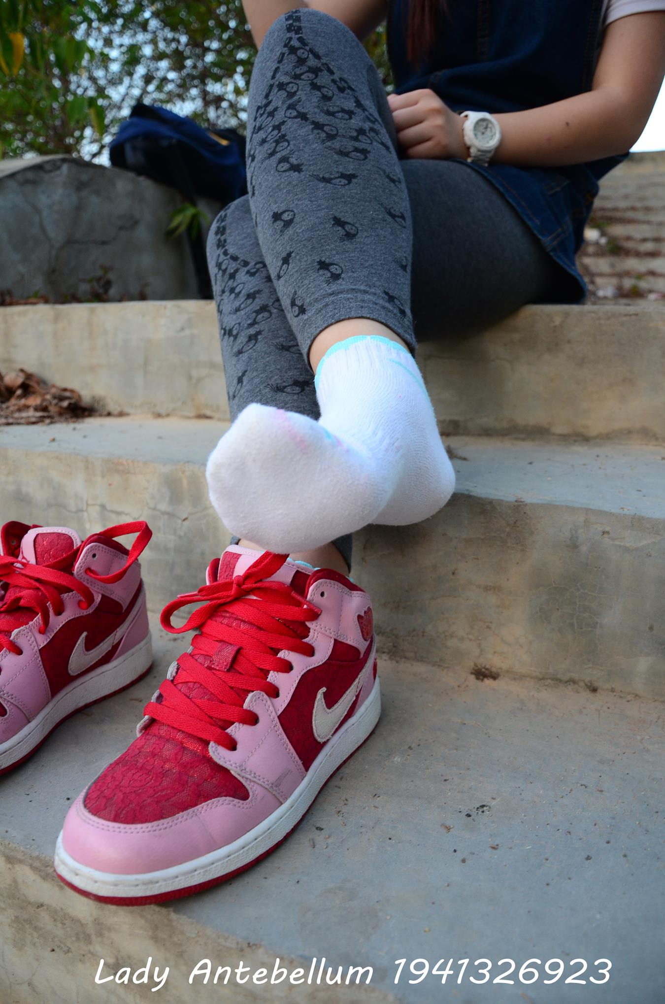 图片[31]-[战前女神] 美腿美足精品摄影套图 095 [95P] – 速更版-美库