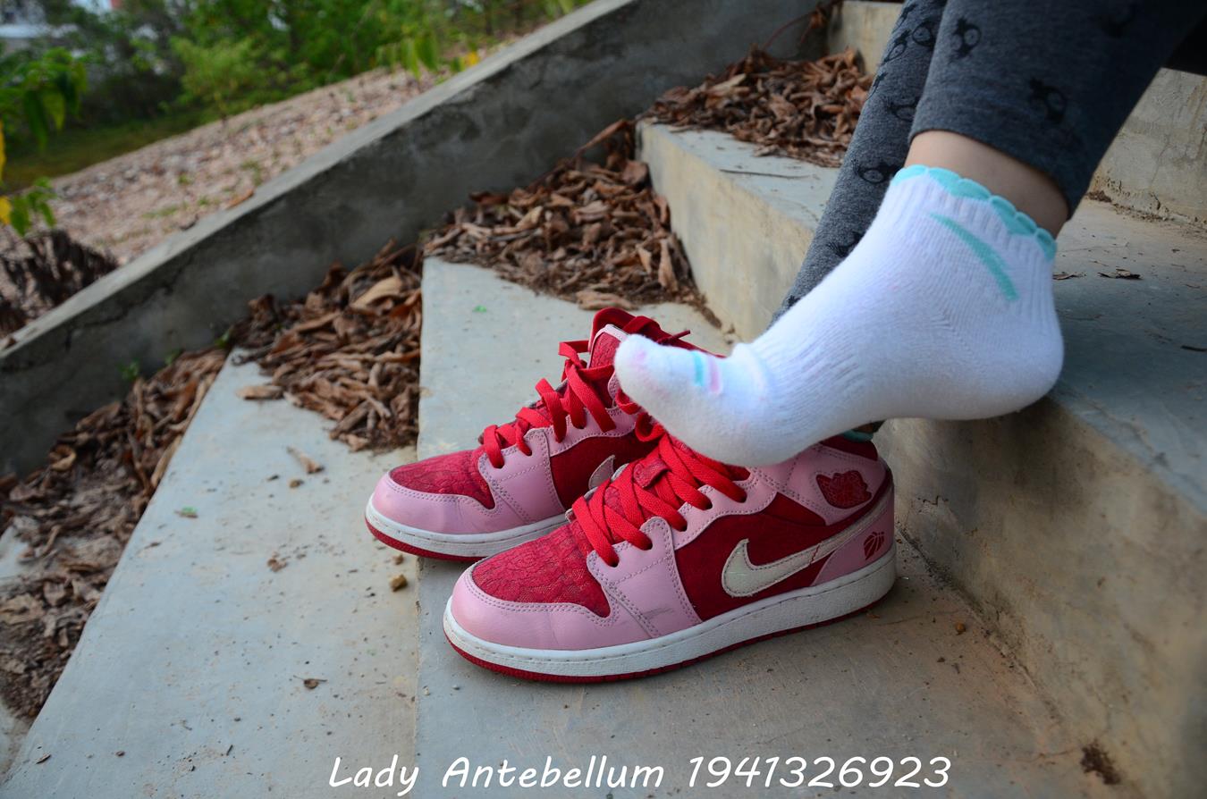 图片[40]-[战前女神] 美腿美足精品摄影套图 095 [95P] – 速更版-美库