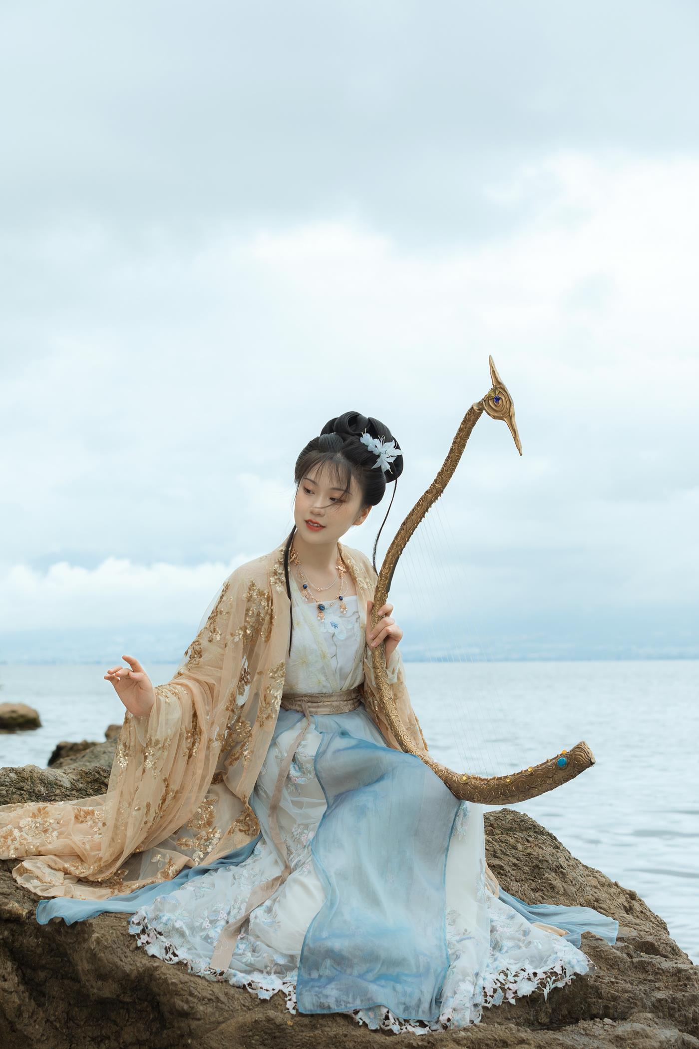 图片[17]-[YITUYU艺图语] 2022.02.26 莲蕊香尘 碧山澜 [20P] – 速更版-美库