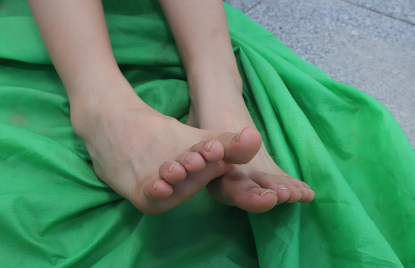 图片[42]-[Pary学生模拍] No.014 小淇脱下运动鞋棉袜 [130P] – 速更版-美库