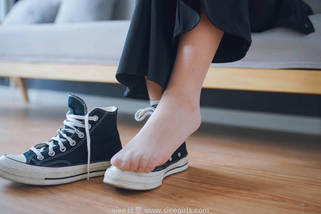图片[17]-[SIEE丝意]NO.475 新人岚岚 帆布鞋[91P] – 速更版-美库