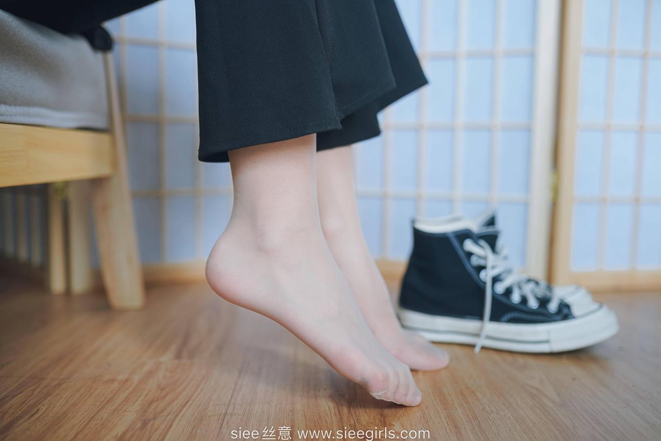 图片[37]-[SIEE丝意]NO.475 新人岚岚 帆布鞋[91P] – 速更版-美库