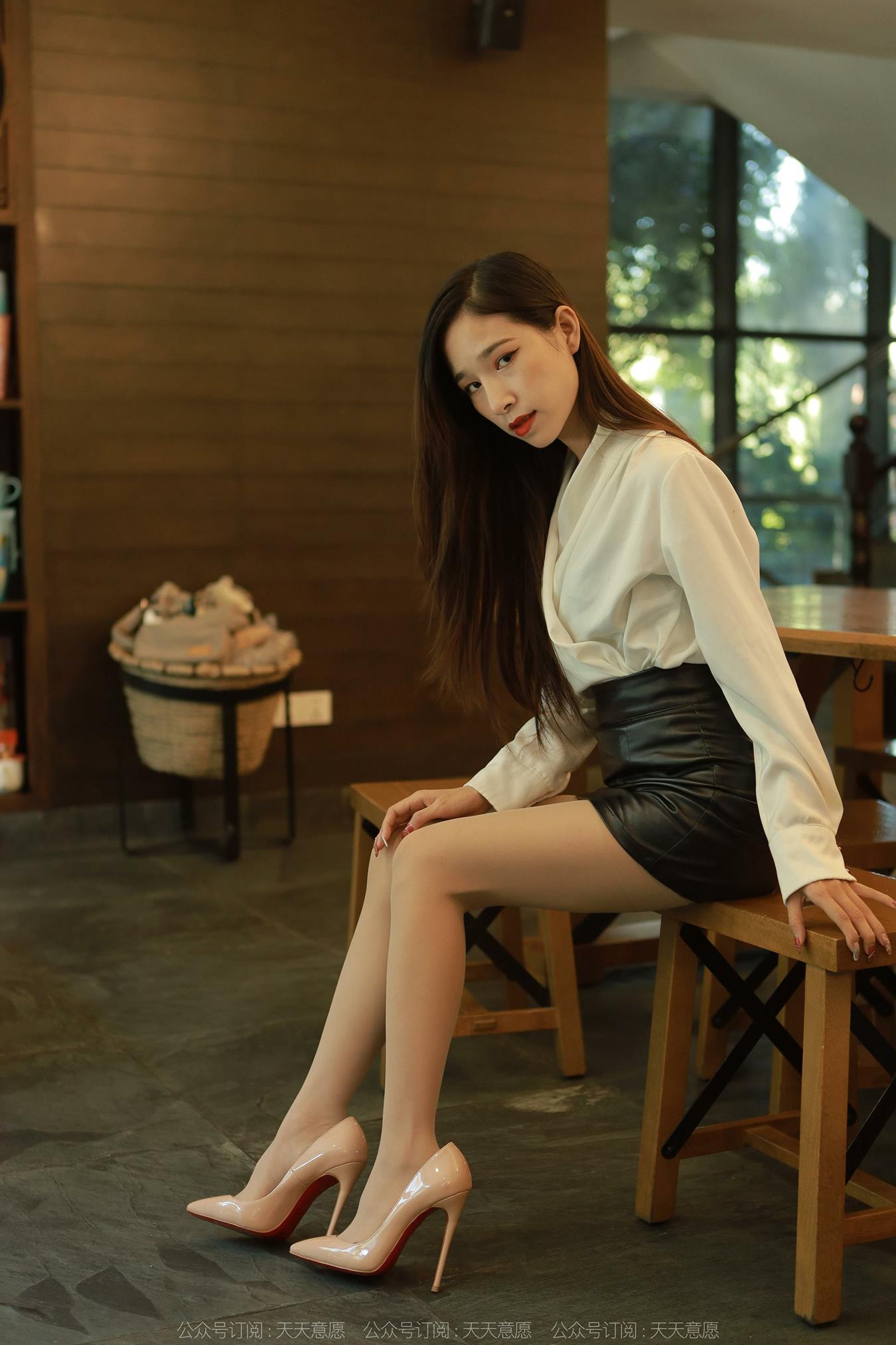 图片[37]-[IESS异思趣向] 耽丝 221009美子 [88P] – 速更版-美库