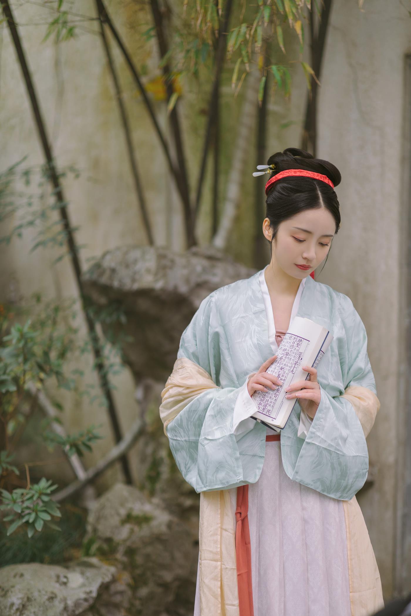 图片[24]-[YITUYU艺图语] 2022.02.27 山水风月皆下等，唯有眼前心上人 小温暖想要个大太阳 [25P] – 速更版-美库