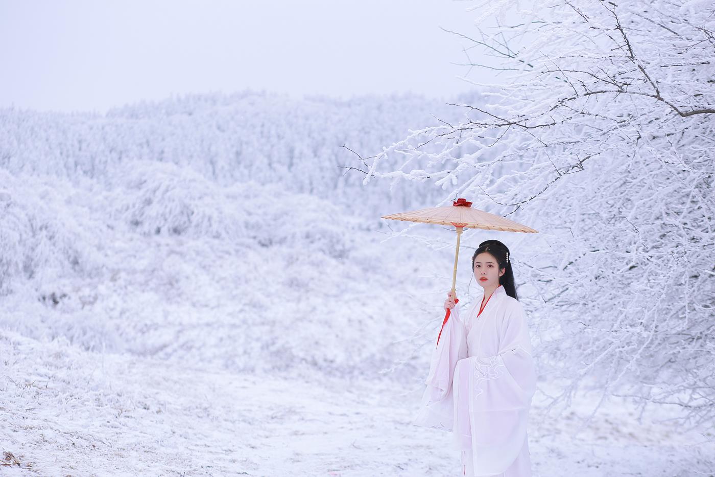 图片[13]-[YITUYU艺图语] 2022.02.27 山中雪后 沂越 [34P] – 速更版-美库