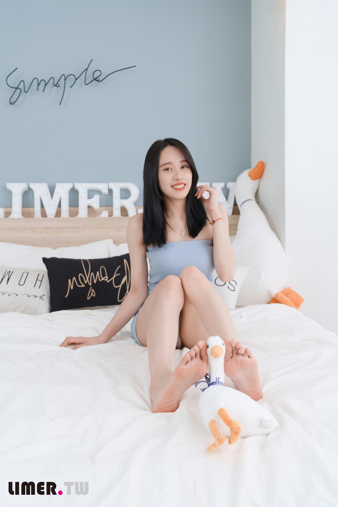 图片[58]-Limerence原创 NO.034 极品女神Sammy 嫩足玩弄穆勒鞋[145P] – 速更版-美库