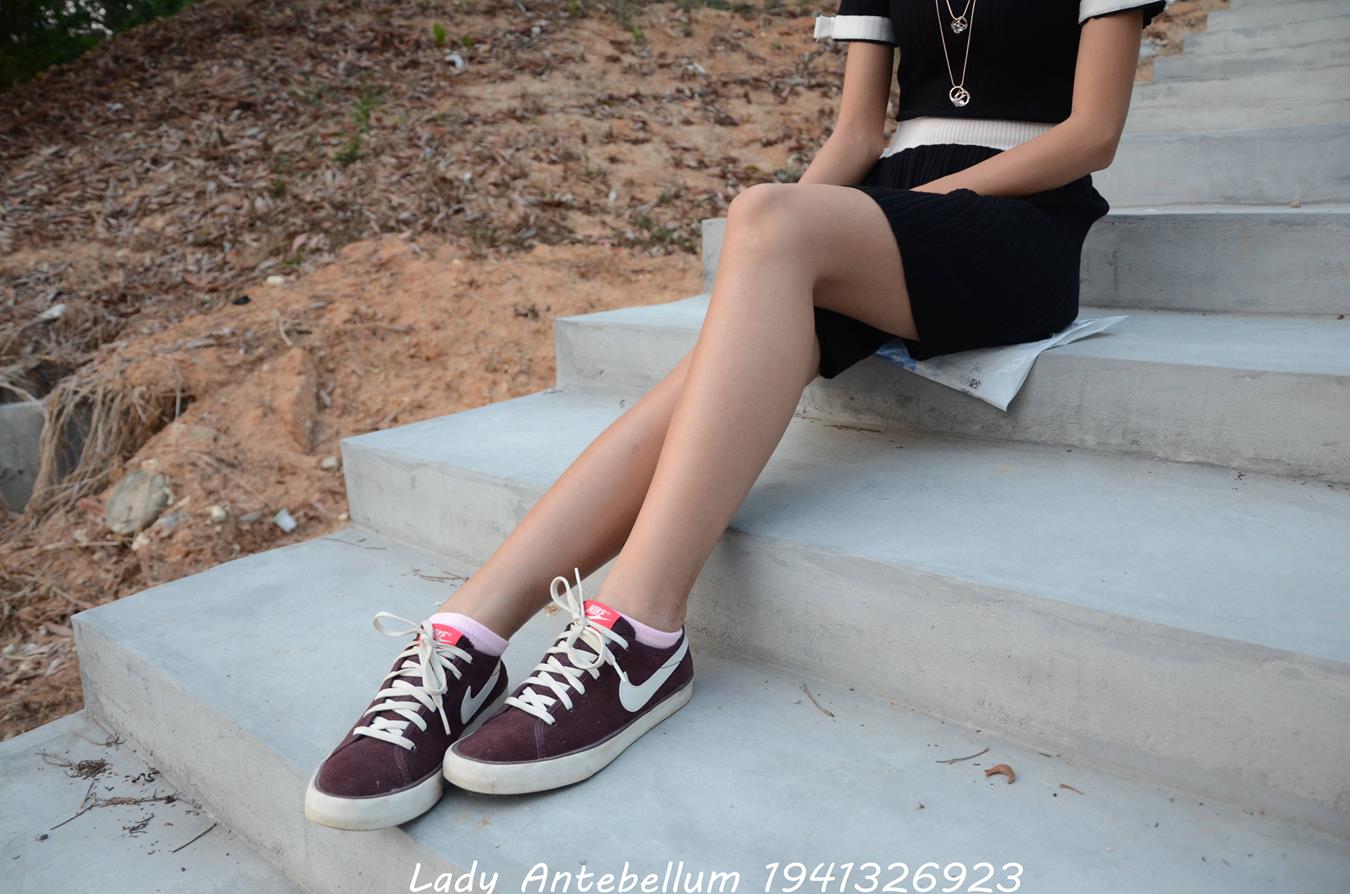 图片[18]-[战前女神] 美腿美足精品摄影套图 101 [128P] – 速更版-美库