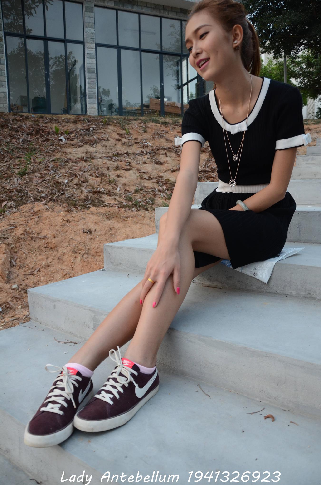 图片[23]-[战前女神] 美腿美足精品摄影套图 101 [128P] – 速更版-美库