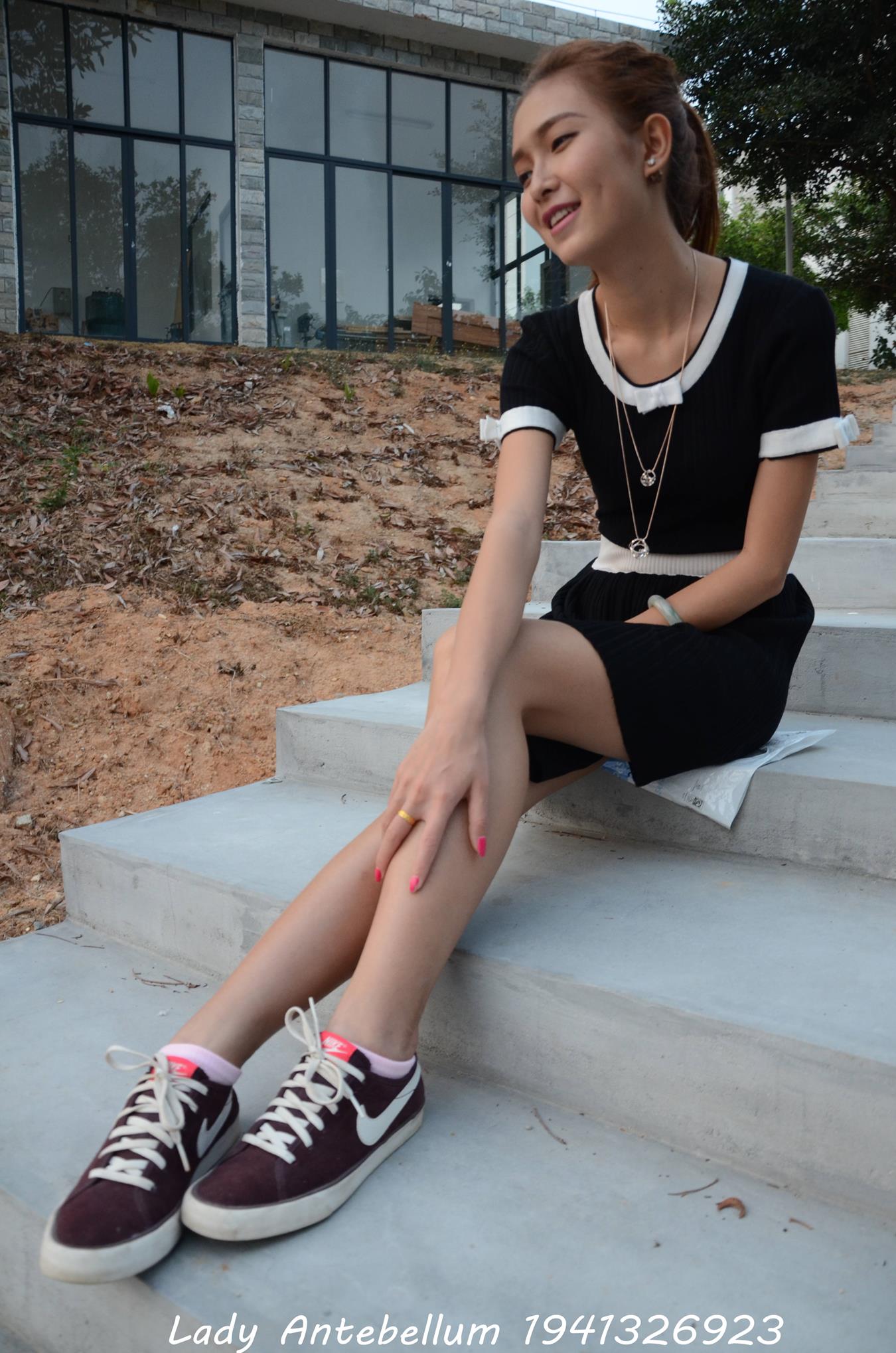 图片[24]-[战前女神] 美腿美足精品摄影套图 101 [128P] – 速更版-美库