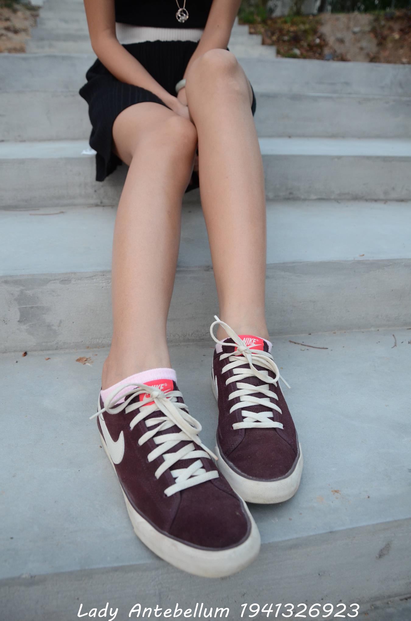 图片[35]-[战前女神] 美腿美足精品摄影套图 101 [128P] – 速更版-美库