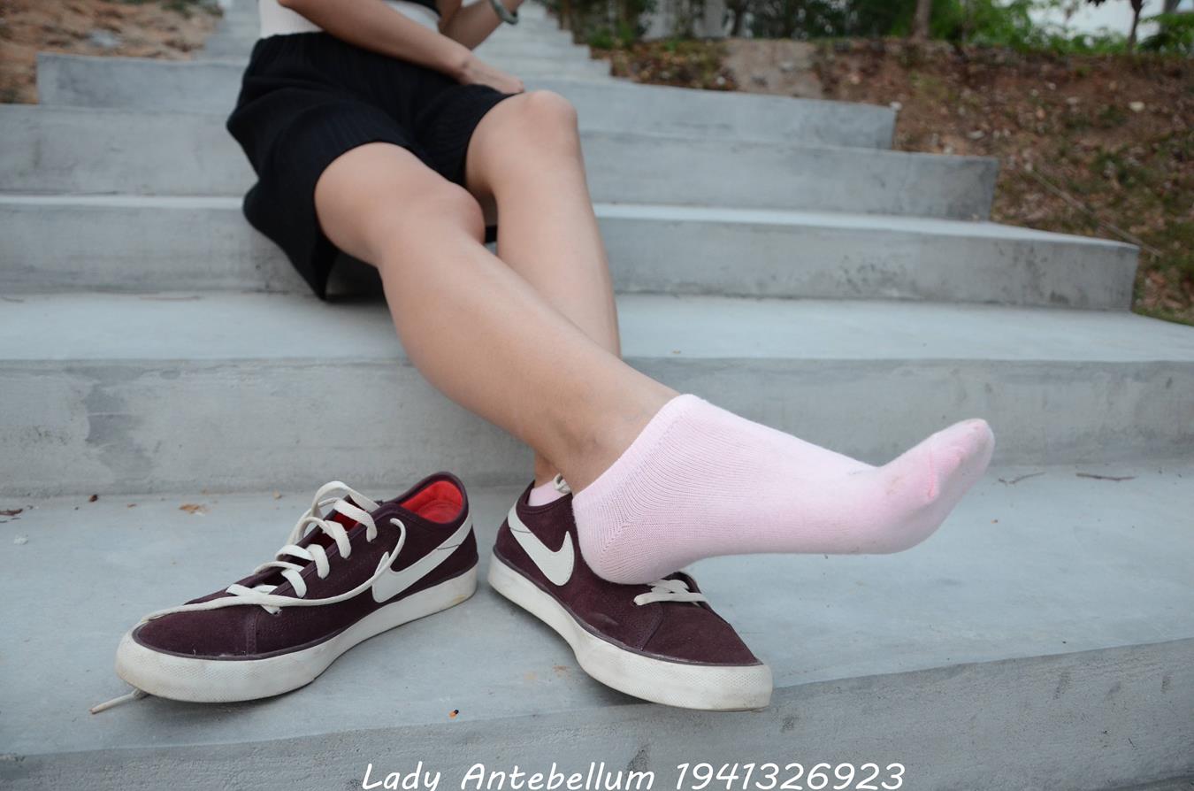 图片[56]-[战前女神] 美腿美足精品摄影套图 101 [128P] – 速更版-美库