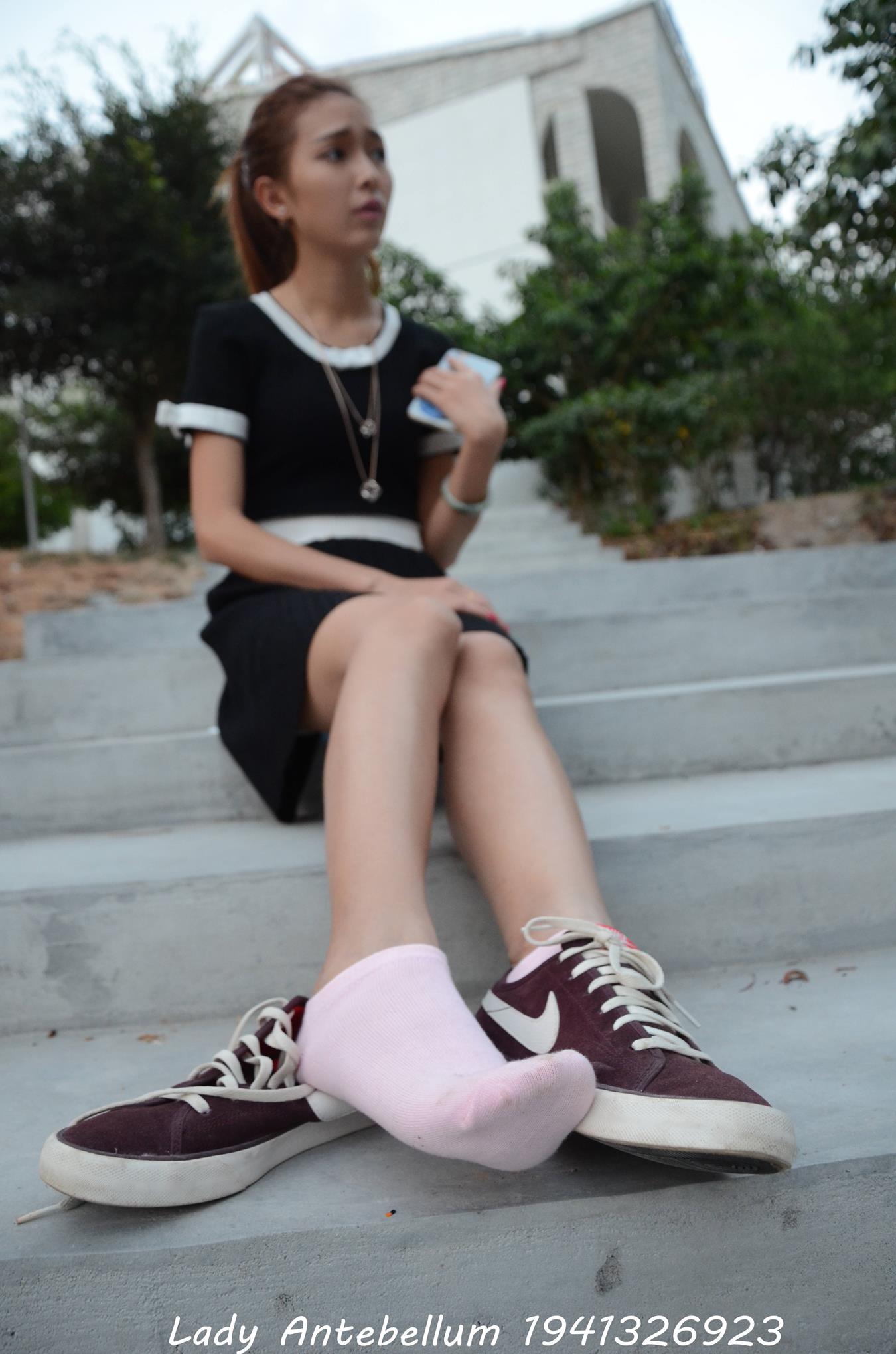 图片[59]-[战前女神] 美腿美足精品摄影套图 101 [128P] – 速更版-美库