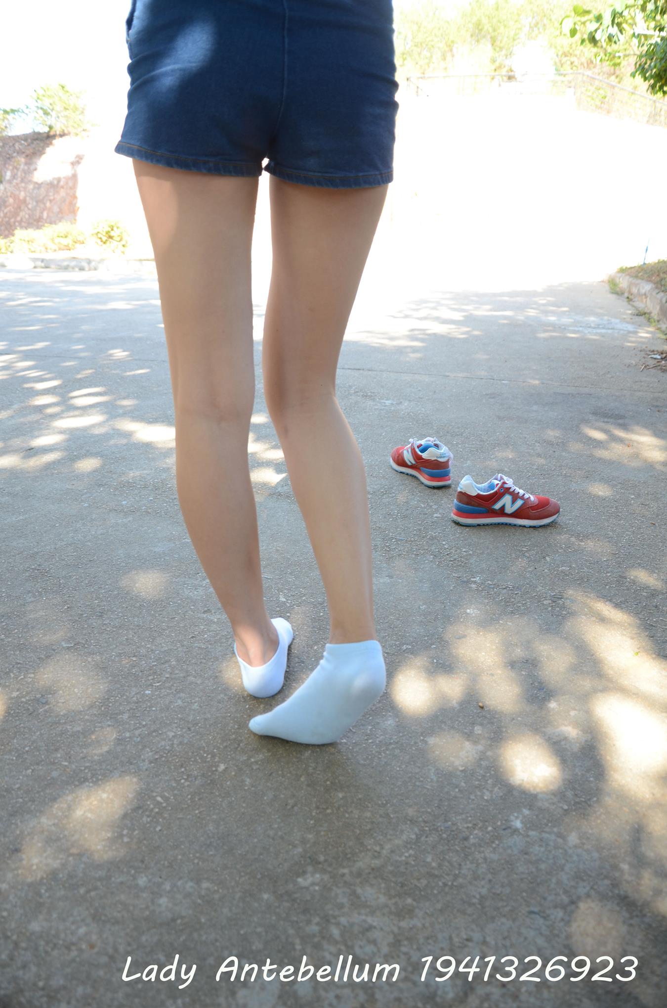 图片[49]-[战前女神] 美腿美足精品摄影套图 100 [60P] – 速更版-美库