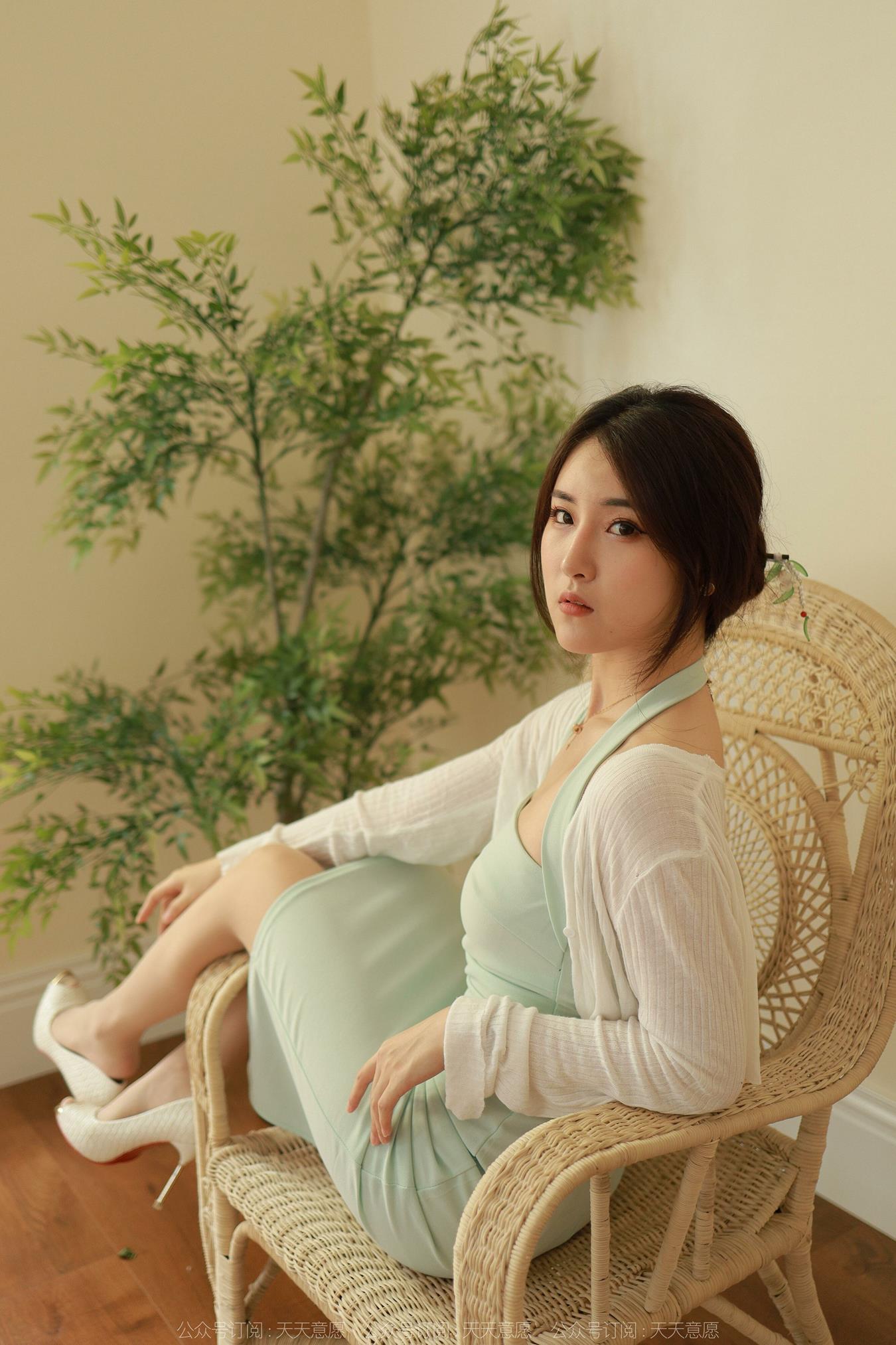 图片[39]-[IESS异思趣向] 2022.07.28 丝享家1161：小宝《巴黎假期》[80P] – 速更版-美库