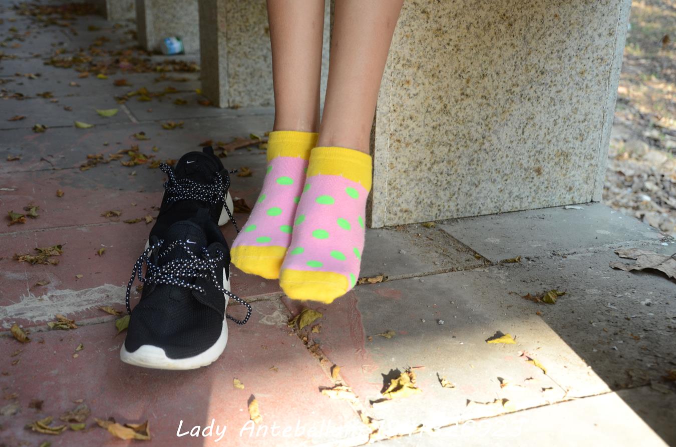 图片[53]-[战前女神] 美腿美足精品摄影套图 102 [90P] – 速更版-美库