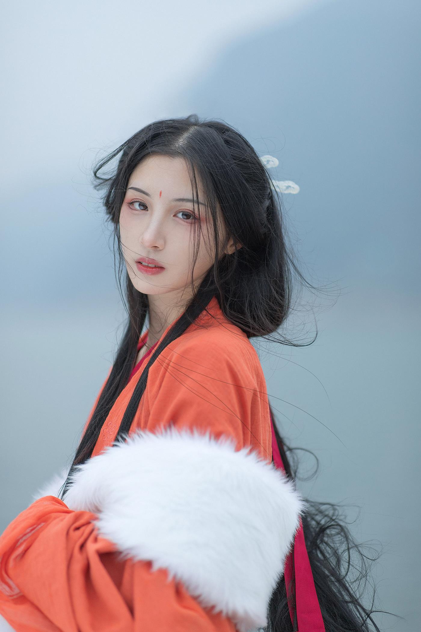 图片[11]-[YITUYU艺图语] 2022.02.28 水天一色 缪缪 [22P] – 速更版-美库