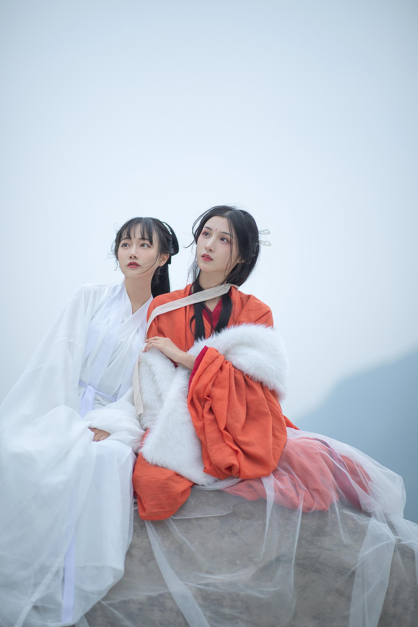 图片[12]-[YITUYU艺图语] 2022.02.28 水天一色 缪缪 [22P] – 速更版-美库