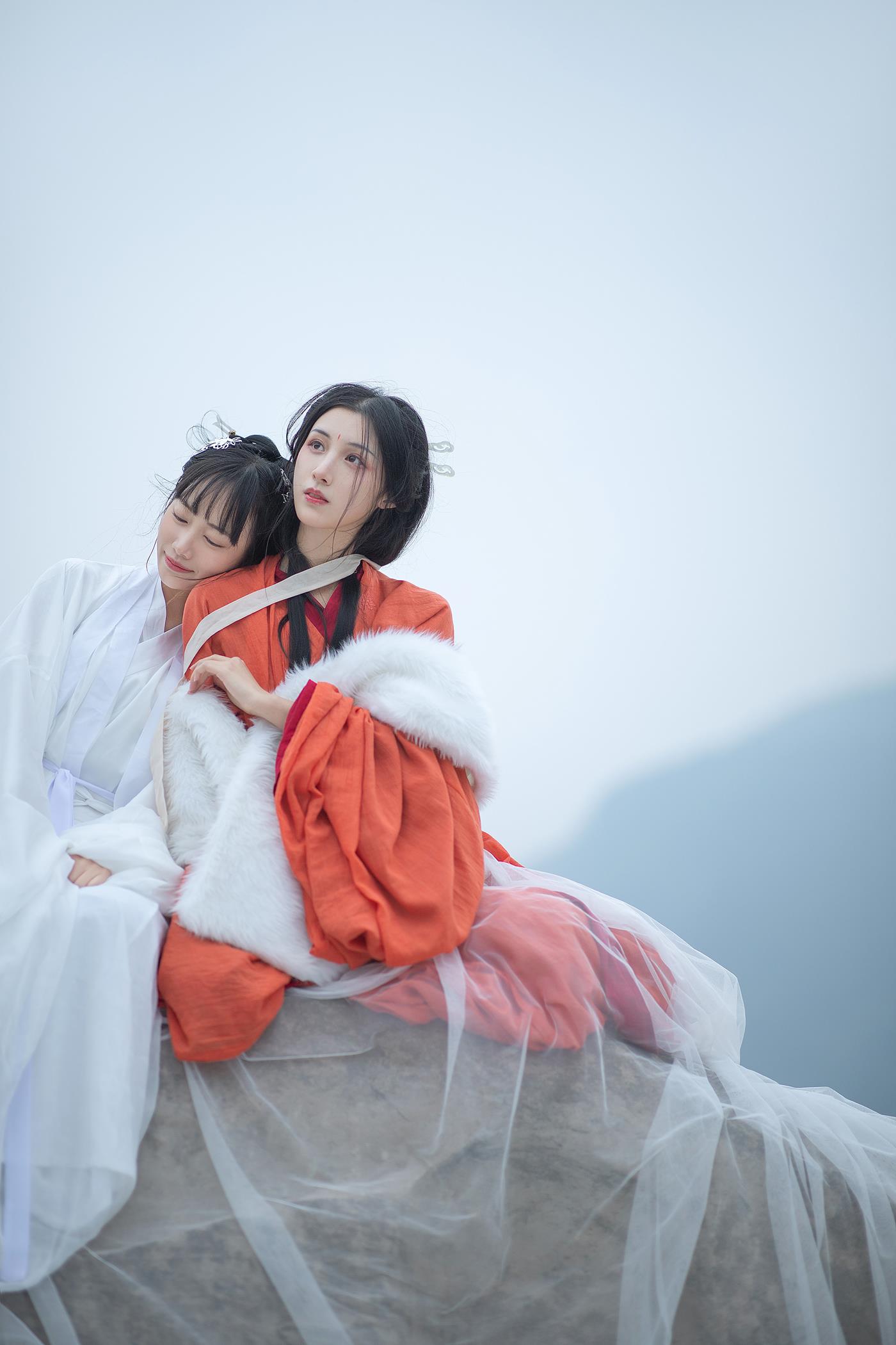 图片[13]-[YITUYU艺图语] 2022.02.28 水天一色 缪缪 [22P] – 速更版-美库