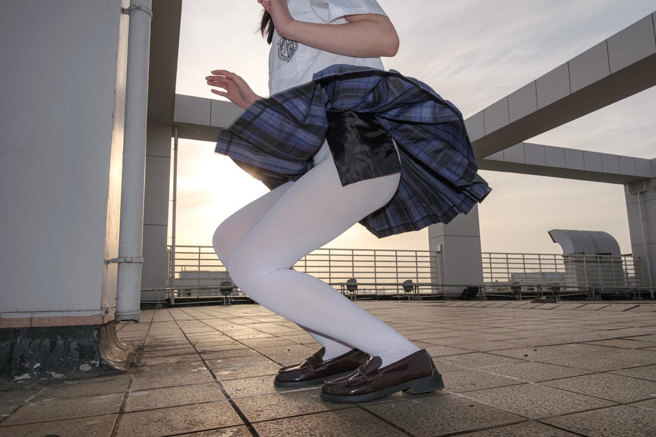 图片[25]-森萝财团写真 – 月下 [57P] – 速更版-美库