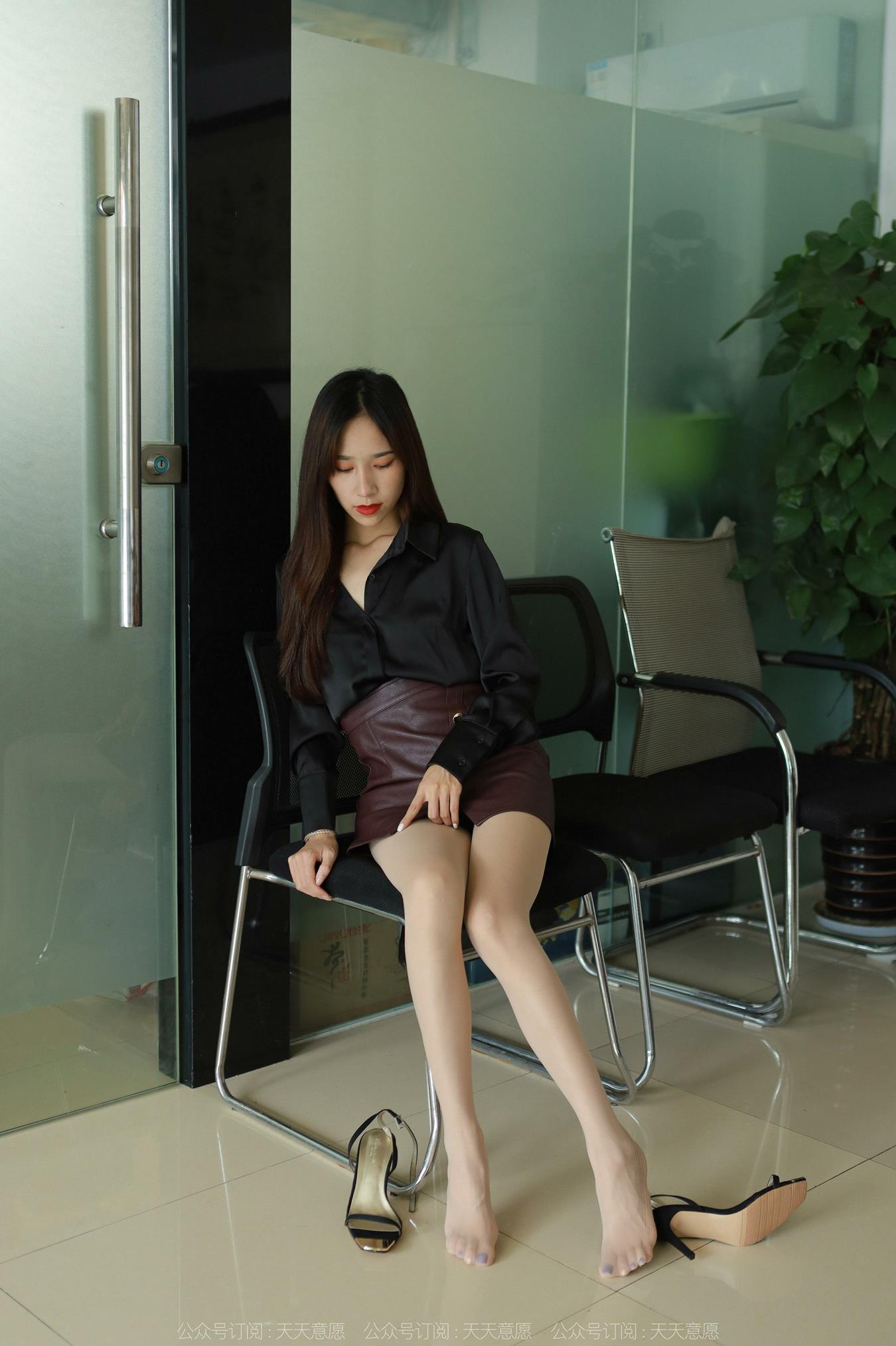 图片[21]-[IESS异思趣向] 2022.07.29 丝享家1162：美子《办公室的温情》[87P] – 速更版-美库