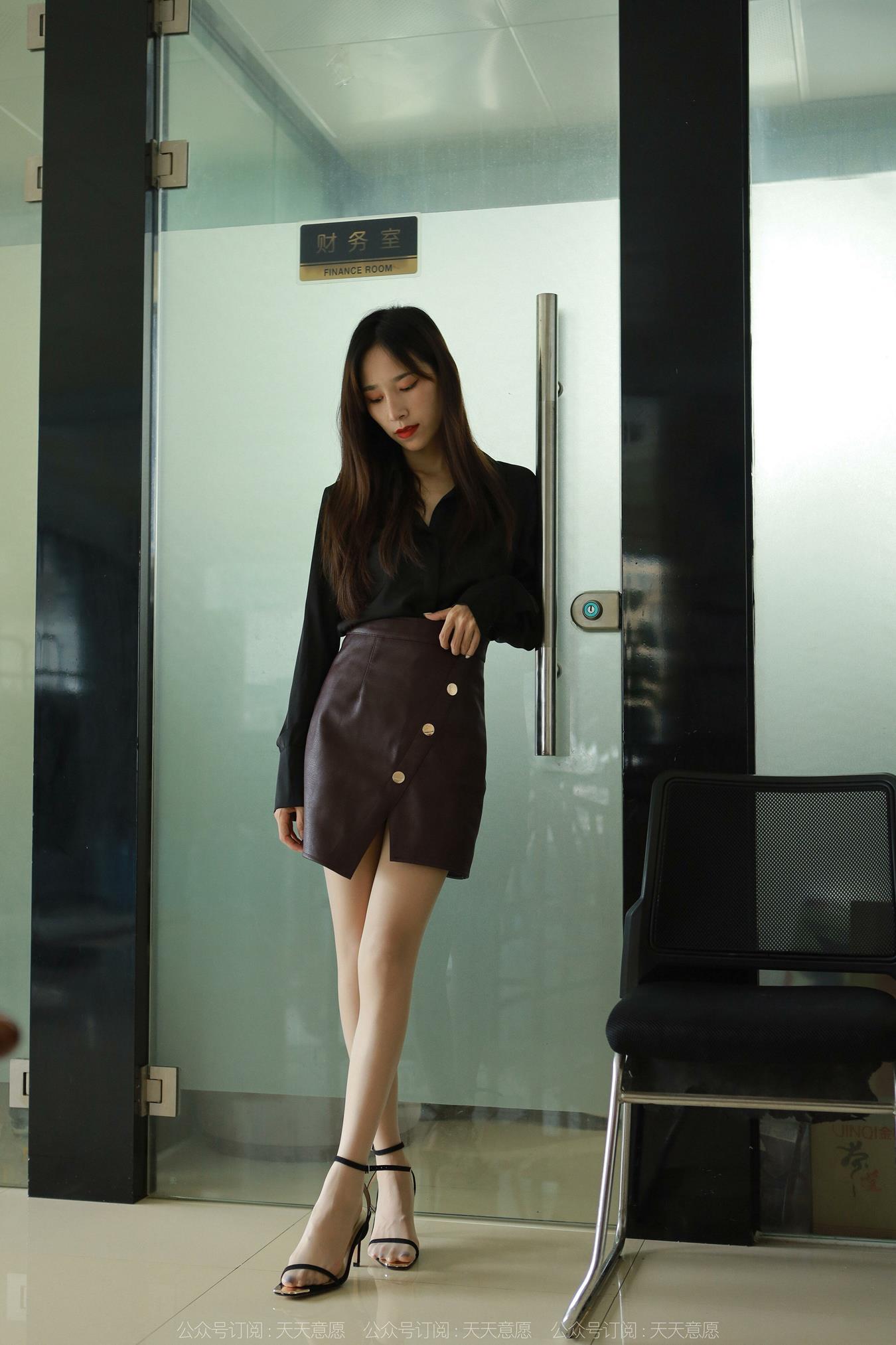 图片[45]-[IESS异思趣向] 2022.07.29 丝享家1162：美子《办公室的温情》[87P] – 速更版-美库