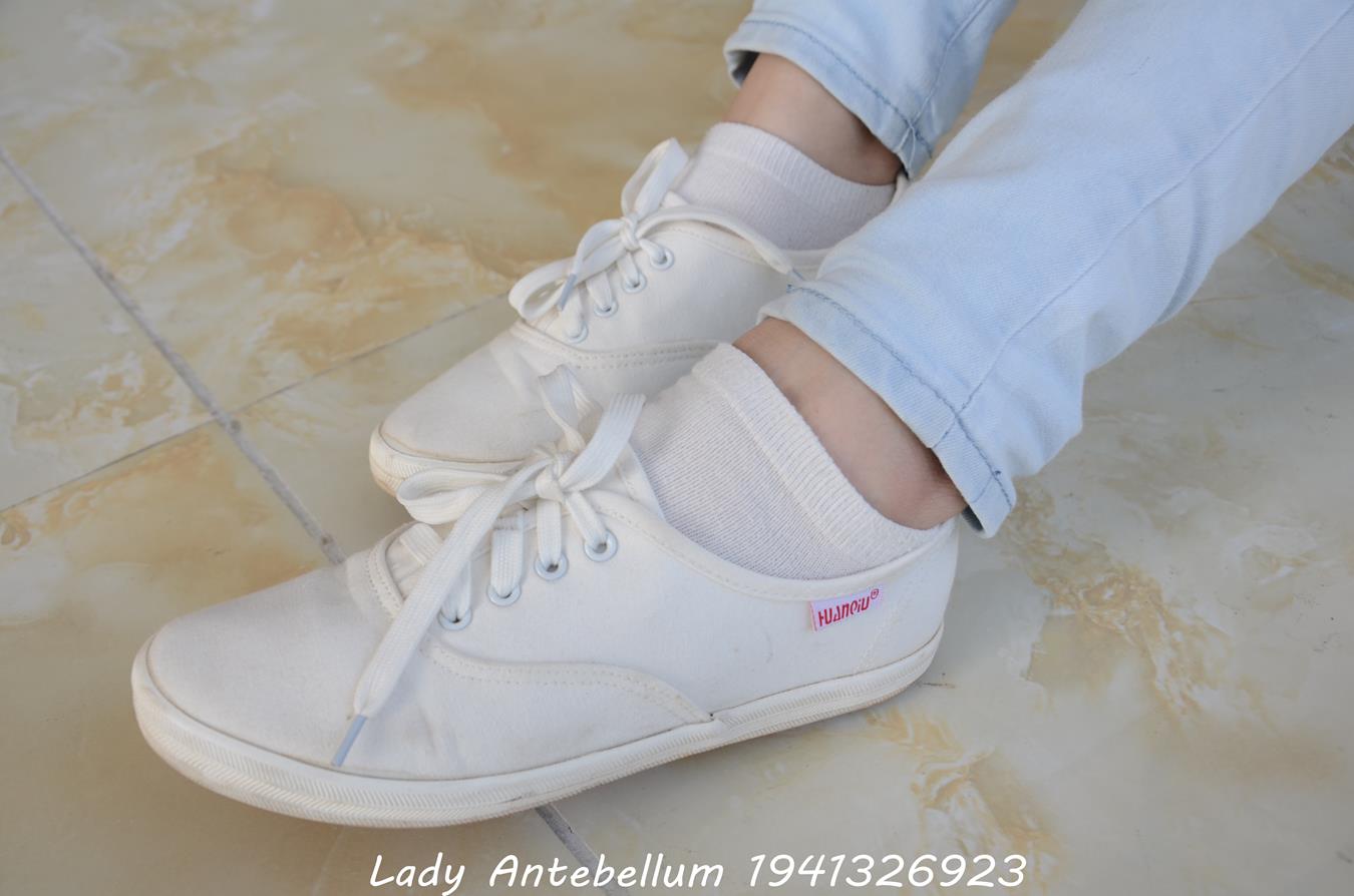 图片[16]-[战前女神] 美腿美足精品摄影套图 105 [98P] – 速更版-美库