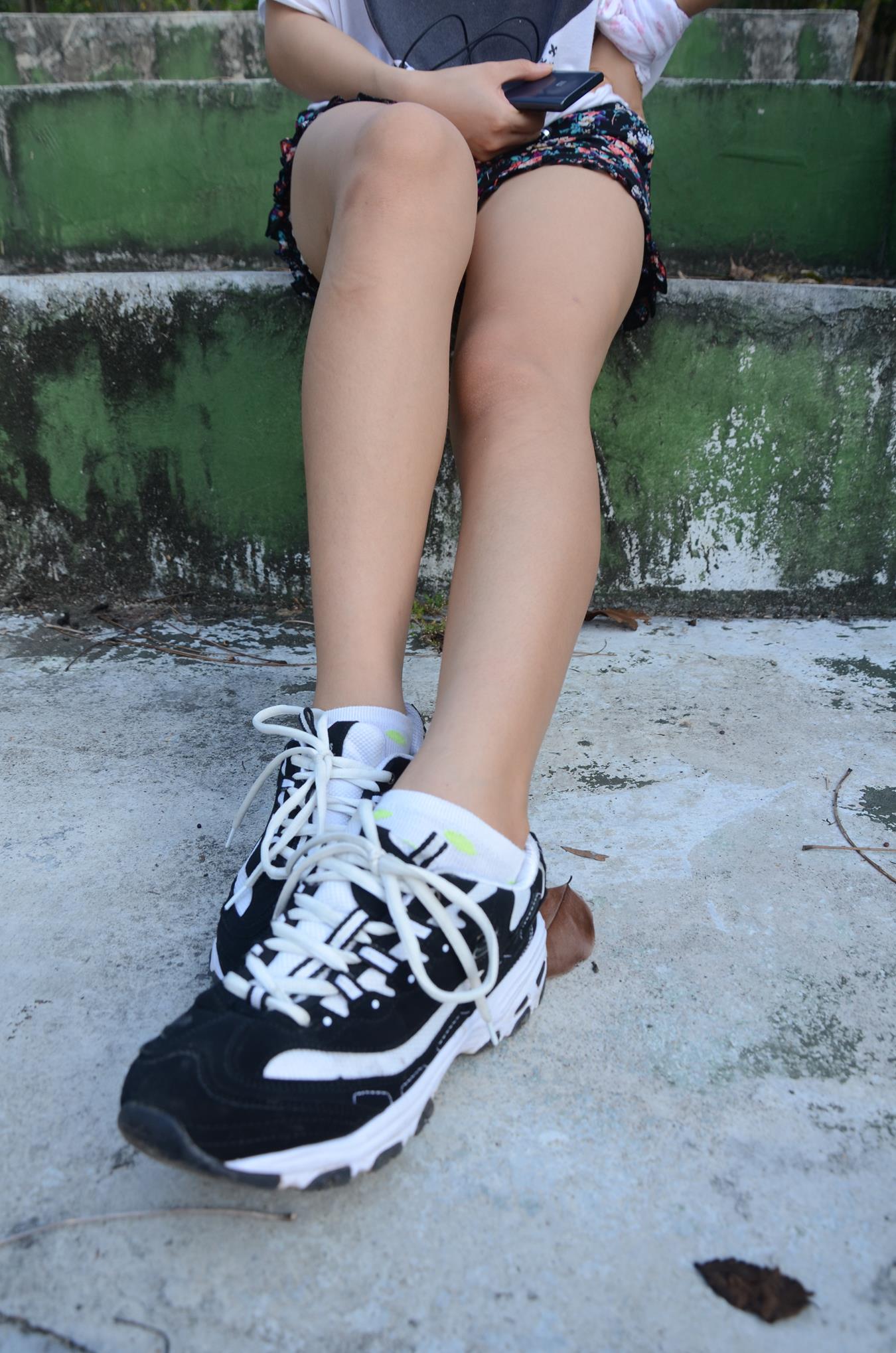 图片[10]-[战前女神] 美腿美足精品摄影套图 106 [189P] – 速更版-美库